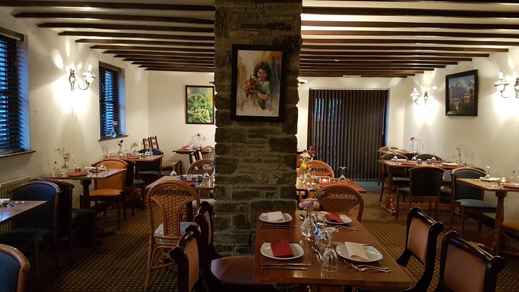 New Gurkha Inn Μπρέκον Εξωτερικό φωτογραφία